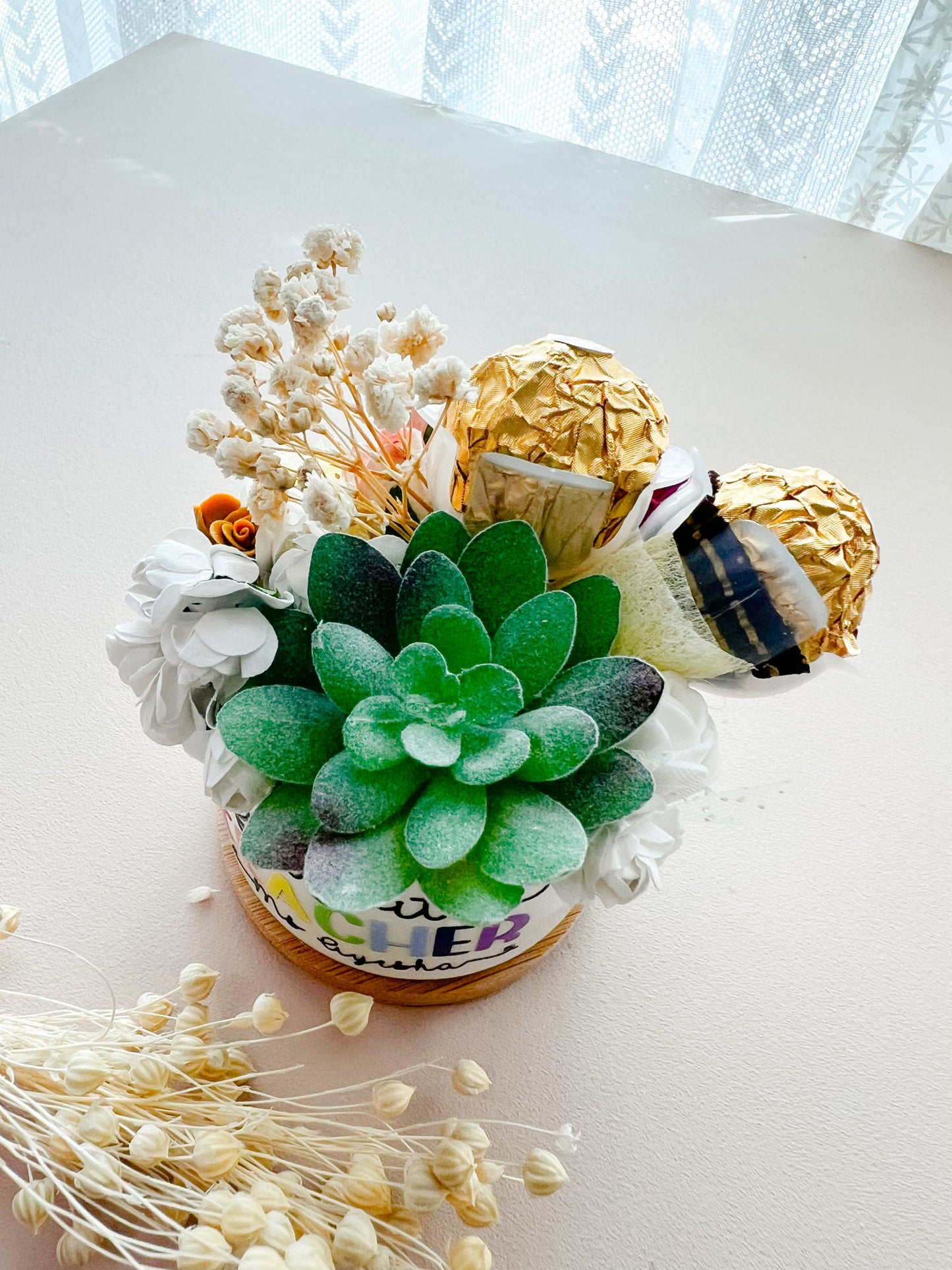SFArtcreations box Teacher Edible Keep Sake - Mini Chocolate Bouquet (Round)