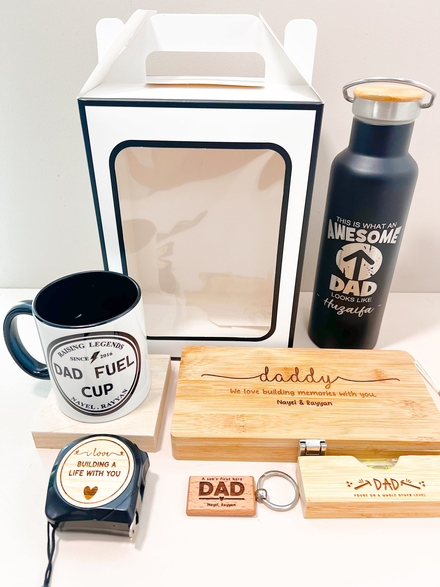 SFArtcreations Father's Day Gift Dad can fix everything - Gift Hamper for Father