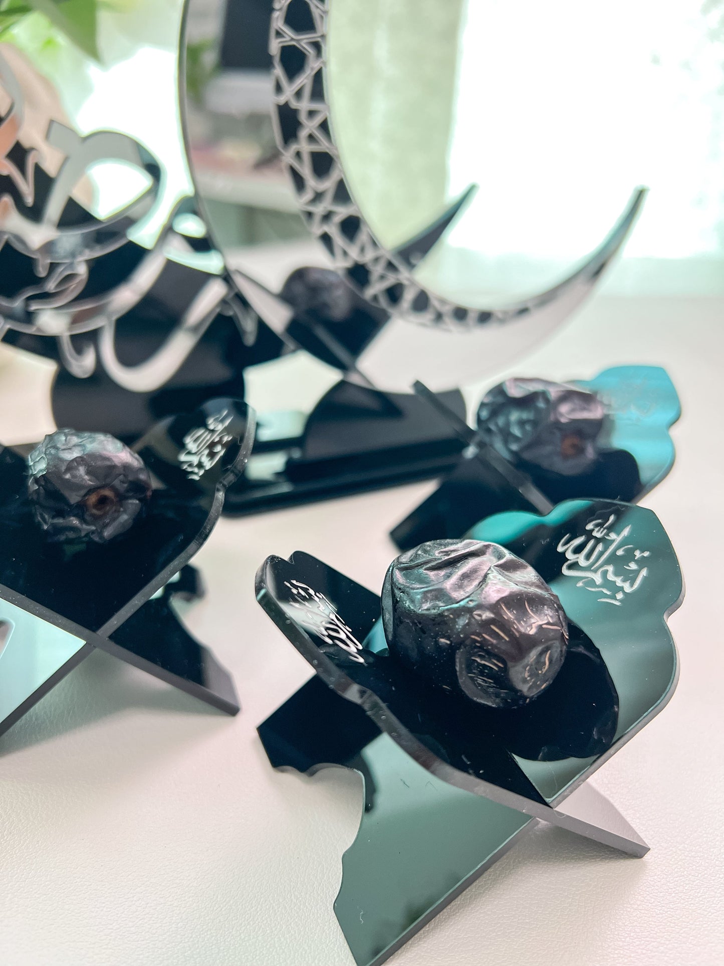 SFArtcreations Sadaqah Jar Black & Gold / Set of 4 Bismillah Date Holder - Acrylic