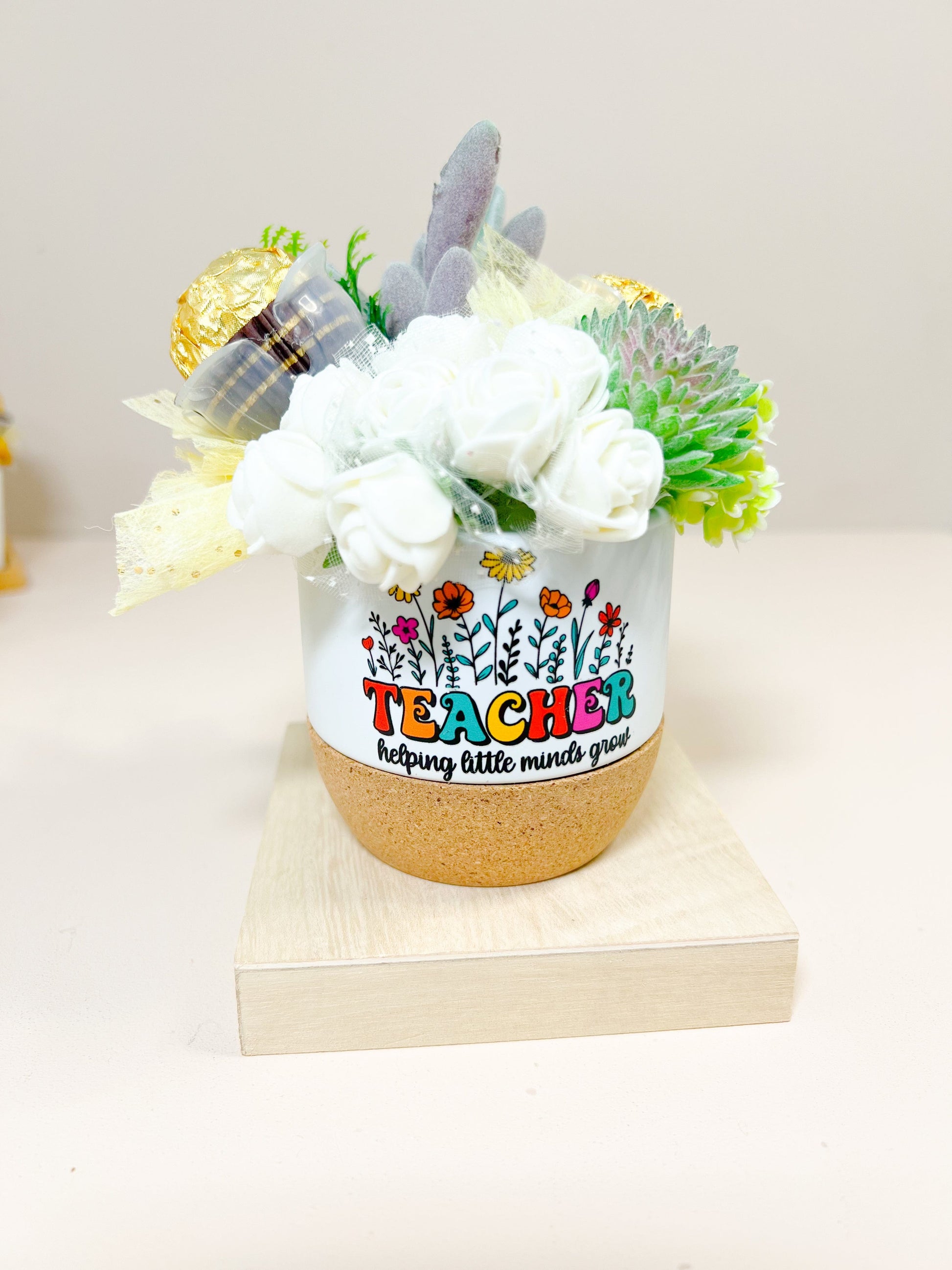 SFArtcreations box Teacher Edible Keep Sake - Mini Chocolate Bouquet (Round pot with cork base)