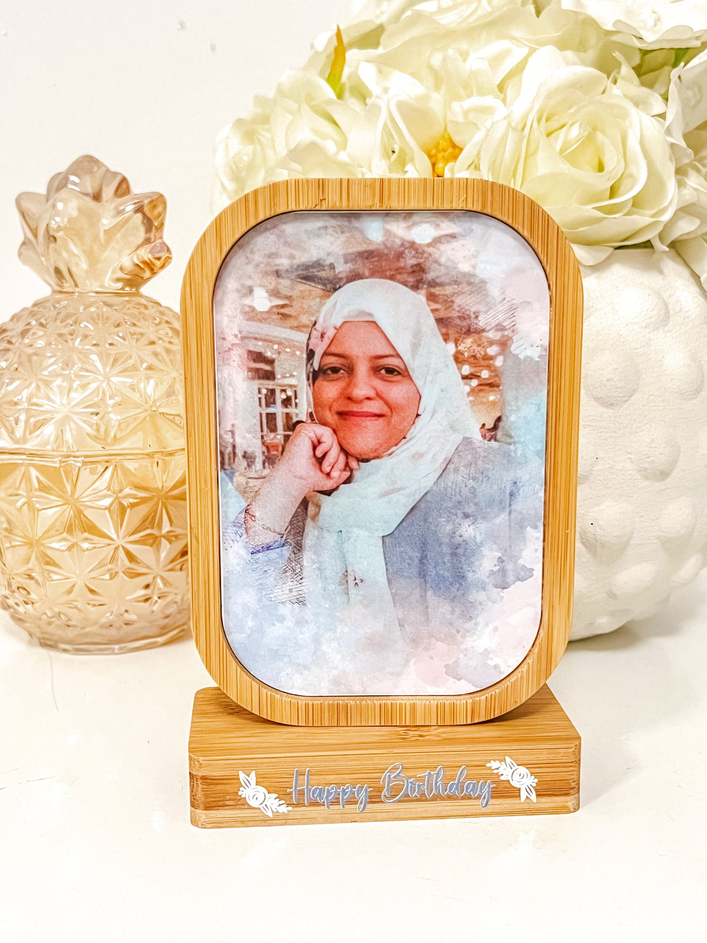 SFArtcreations Decor Rotating Bamboo Photo Frame