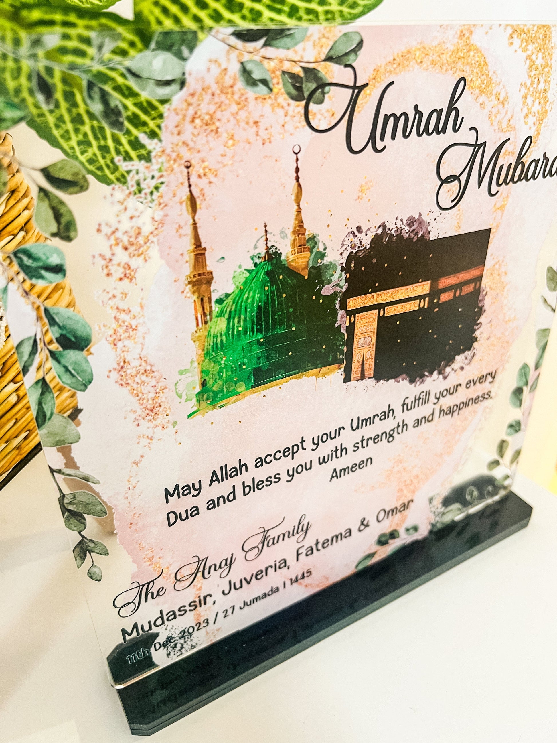 SFArtcreations Decor 20x30 cm Umrah / Hajj Mubarak Gift Acrylic Stand with Personalized Names - 20x20 cm