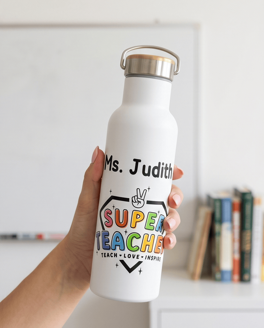 SFArtcreations Drinkware Personalized Teacher Bottle with Bamboo lid - Super Teacher - 600 ml