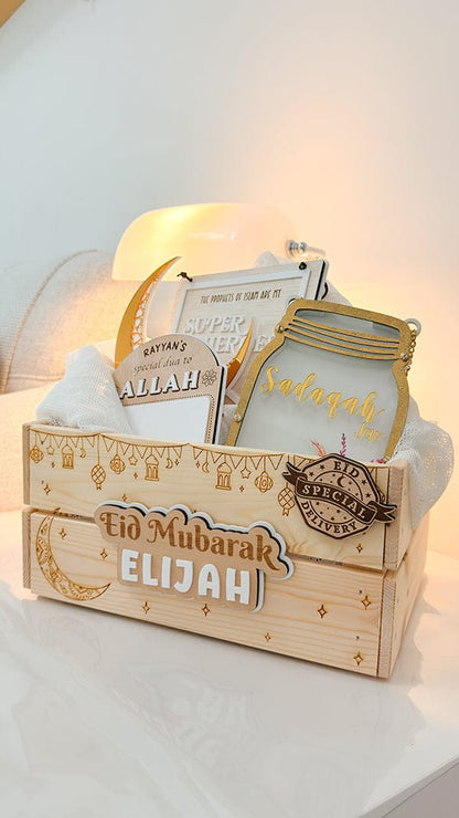 SFArtcreations Gift Giving Ramadan / Engraved - Vintage Vibe Personalized Wooden Crate - Ramadan & Eid in Vintage Style