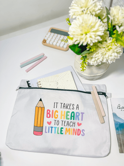 SFArtcreations  Stationery Big Heart 2024 - Personalized Document Folder Bag