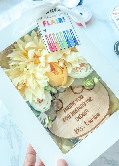 SFArtcreations teacher Gift 2024 - Flower Holder for Teacher