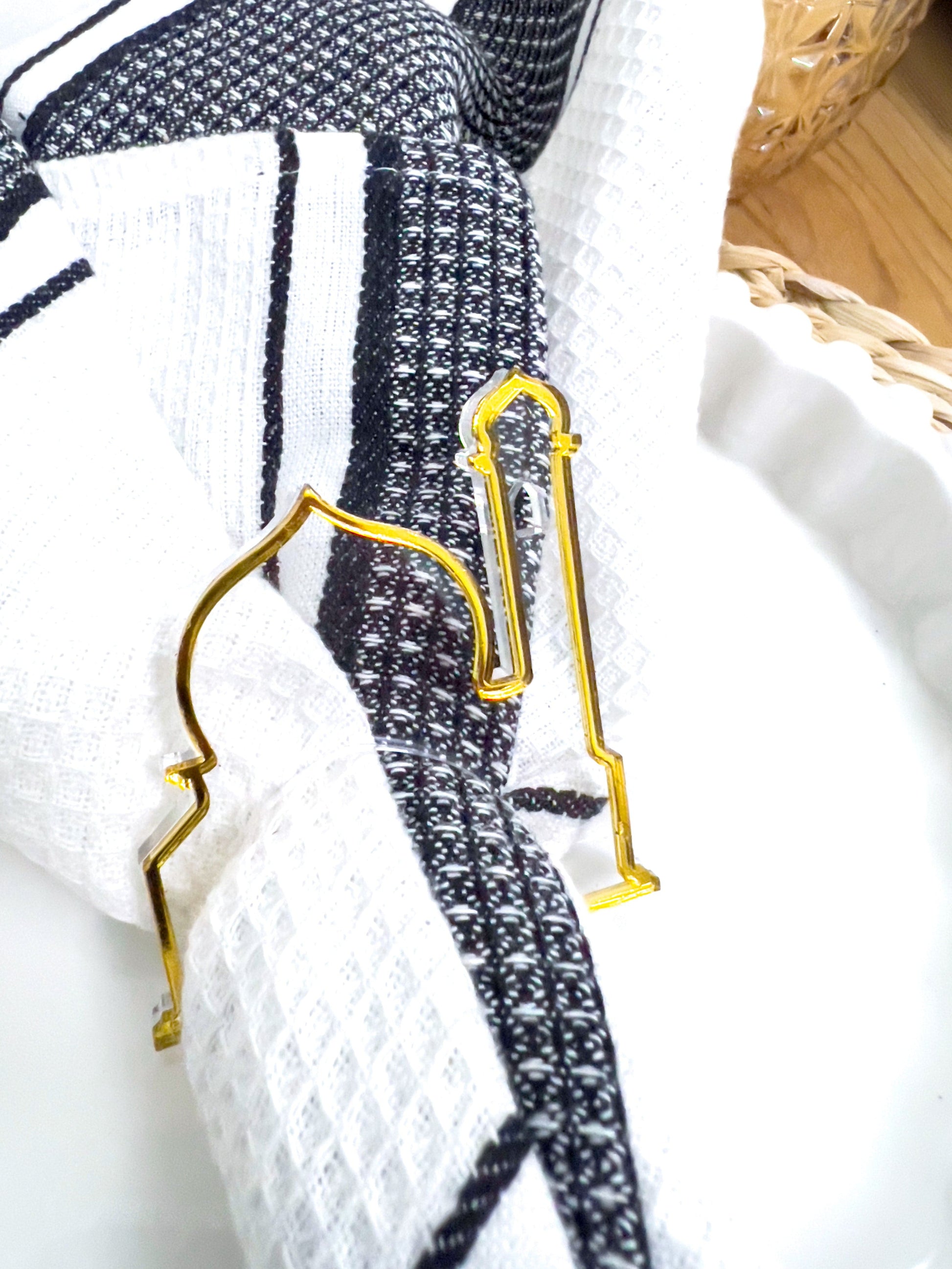 SFArtcreations Decor Mosque / Transparent/Gold Acrylic Napkin Ring / holder